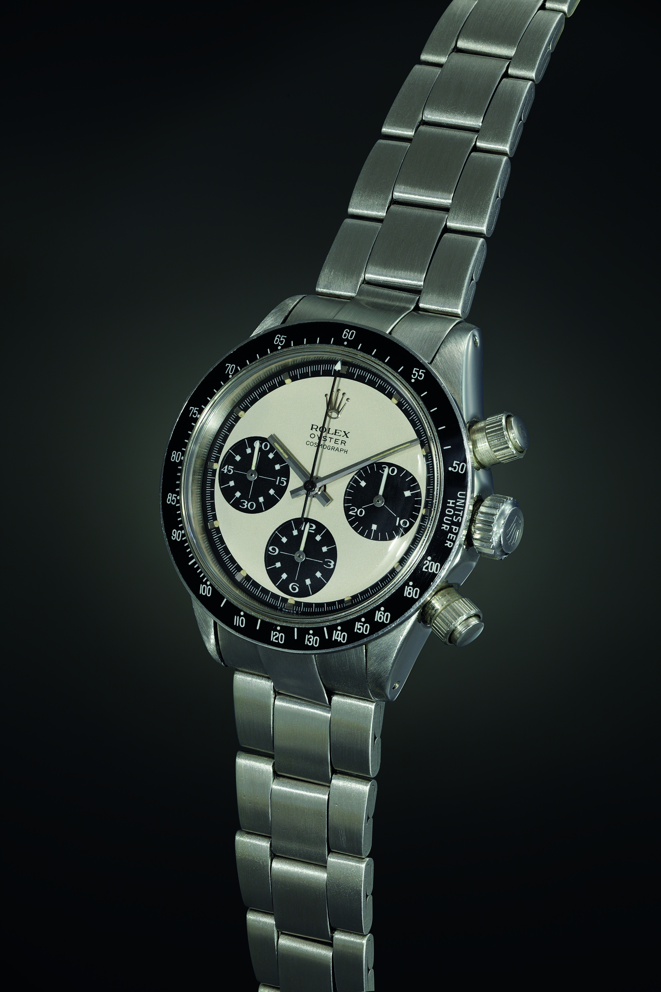 A remarkably well-preserved stainless steel chronograph wristwatch with off- white ‘Paul Newman’ dial. CHF 756,500