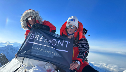 Kristin Harila, with Tenjin ‘La- ma’ Sherpa, wearing the Bremont S300 Vigo
