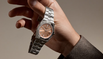 Vacheron Constantin Overseas Self-WindingUltra-Thin